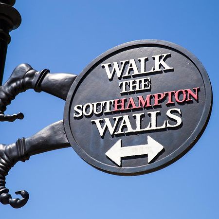 Settle Southampton - Stylish Self Check-In Rooms & Self Catering Suites Екстер'єр фото